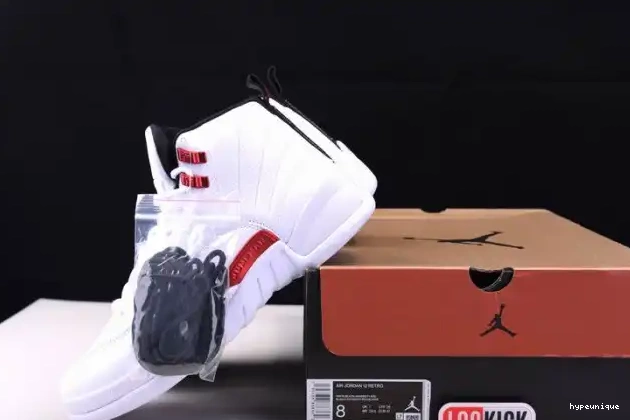 HYPE Air Twist CT8013-106 12 Jordan 0525